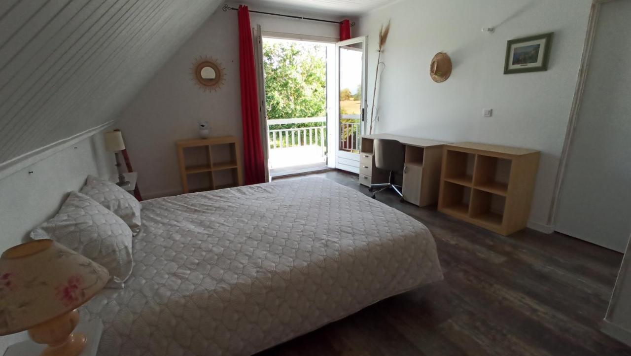 Chambres D'Hotes Solely Saint-Clair-de-la-Tour Exterior foto